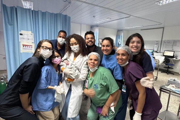 Mulher dá à luz sem saber que estava grávida na UPA de Brotas