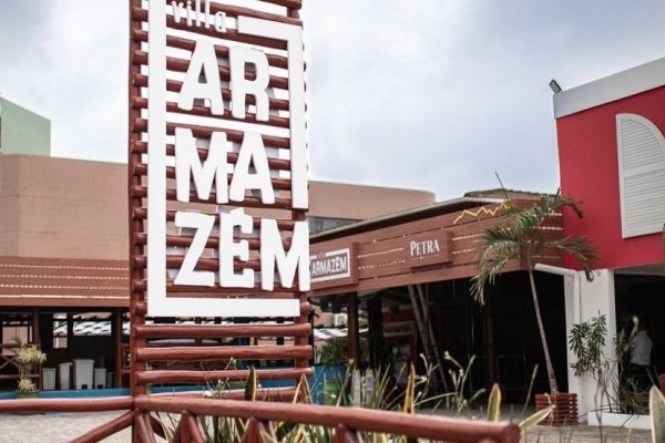 Após sucesso na inauguração, Villa Armazém recebe show neste final de semana